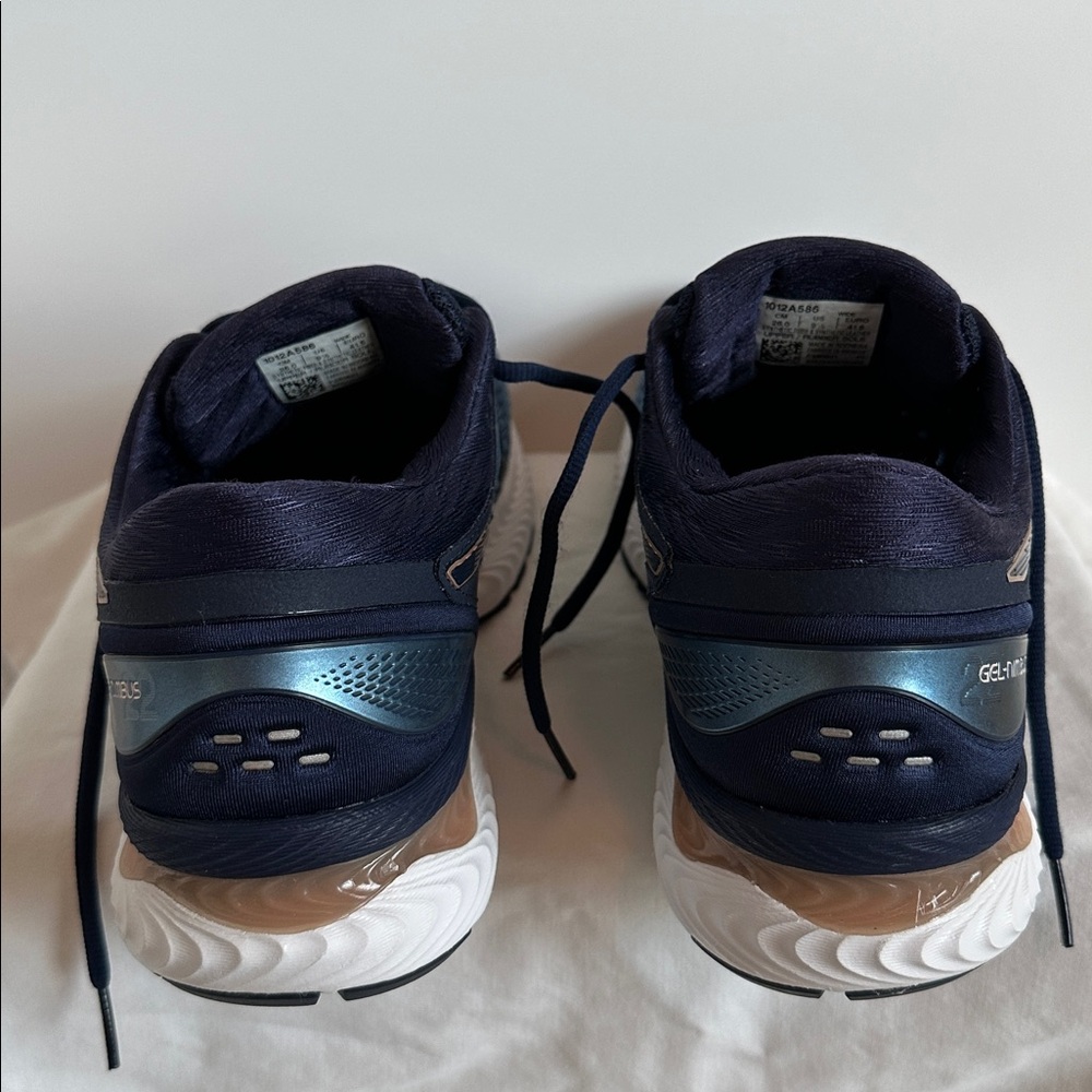 Asics Navy and Gold Wide Gel- Nimbus Athletic Women’s Sneakers Sz 9.5 Wide. - Picture 3 of 16